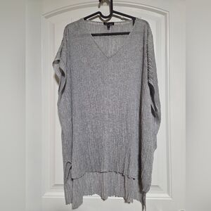 Eileen Fisher Light Gray Crinkle Knit Top